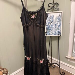 Vintage Black Lace Slip Dress with Floral Embroidery